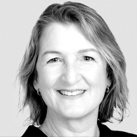 Veronica Scott's headshot, greyscale
